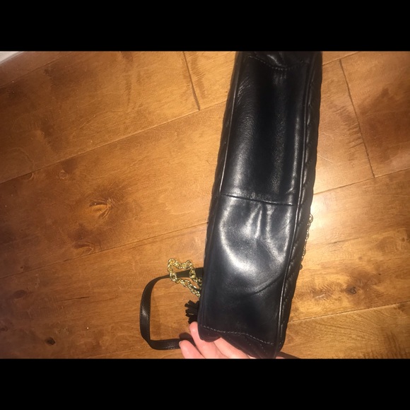 SOLD Saks Fifth Avenue Leather Handbag - Picture 13 of 16